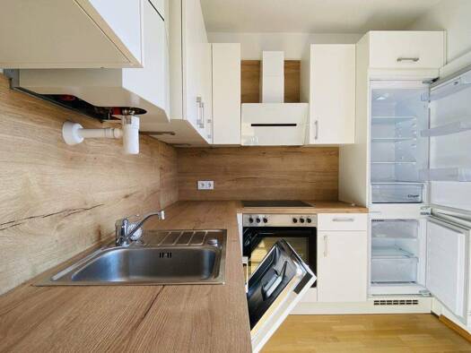 Wohnung zur Miete 758 € 3 Zimmer 98,6 m² 2. Geschoss Krems an der Donau 3500