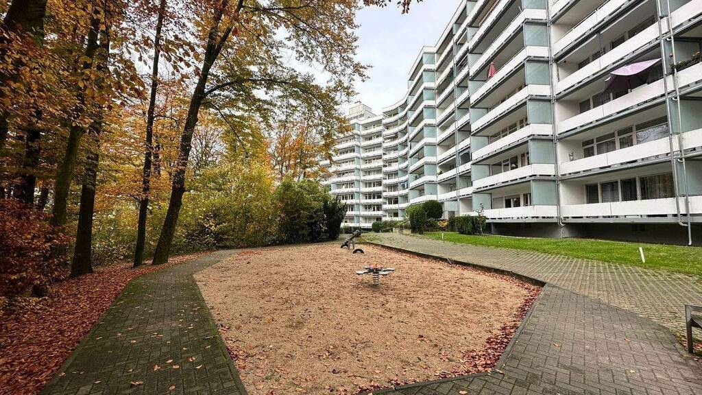 Wohnung zum Kauf 125.000 € 2,5 Zimmer 61,3 m² 1. Geschoss Bockenberg Bergisch Gladbach 51429