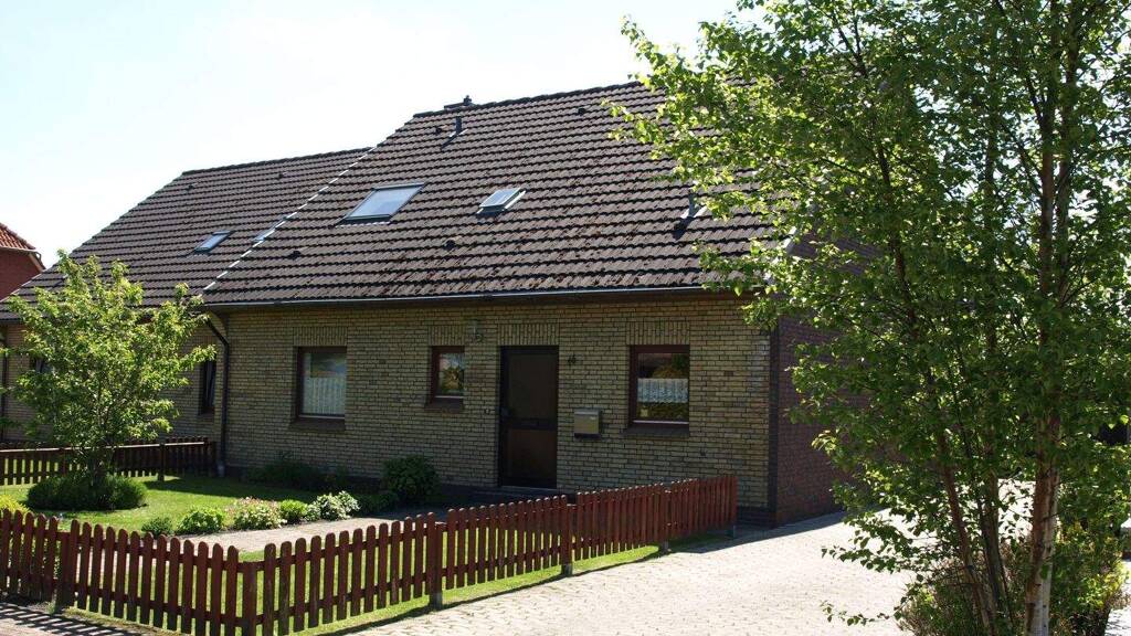 Wohnung zur Miete Wohnen auf Zeit 1.350 € 3 Zimmer 80 m² frei ab 01.05.2026 Leezdorf 26529