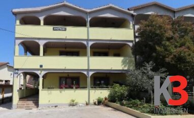 Haus zum Kauf 834.300 € 12 Zimmer 477 m² 596 m² Grundstück Porec 52440