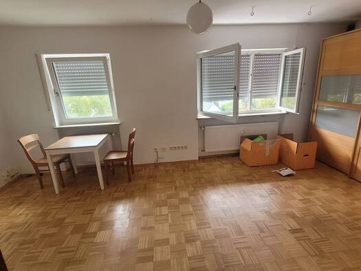 Wohnung zur Miete 482 € 1 Zimmer 36 m² Geschoss 1/6 frei ab sofort Sieglitzhof Erlangen 91054
