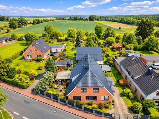 Haus zum Kauf 549.000 € 6 Zimmer 313 m² 2.573 m² Grundstück Barskamp Bleckede 21354