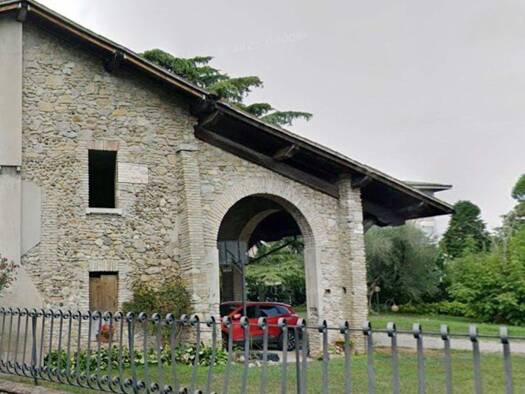 Haus zum Kauf 1.090.000 € 20 Zimmer 630 m² 1.000 m² Grundstück Via Rambotti Desenzano del Garda