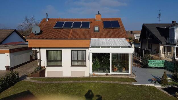 Einfamilienhaus zum Kauf provisionsfrei 725.000 € 8 Zimmer 190 m² 689 m² Grundstück Neuenburg Neuenburg am Rhein 79395