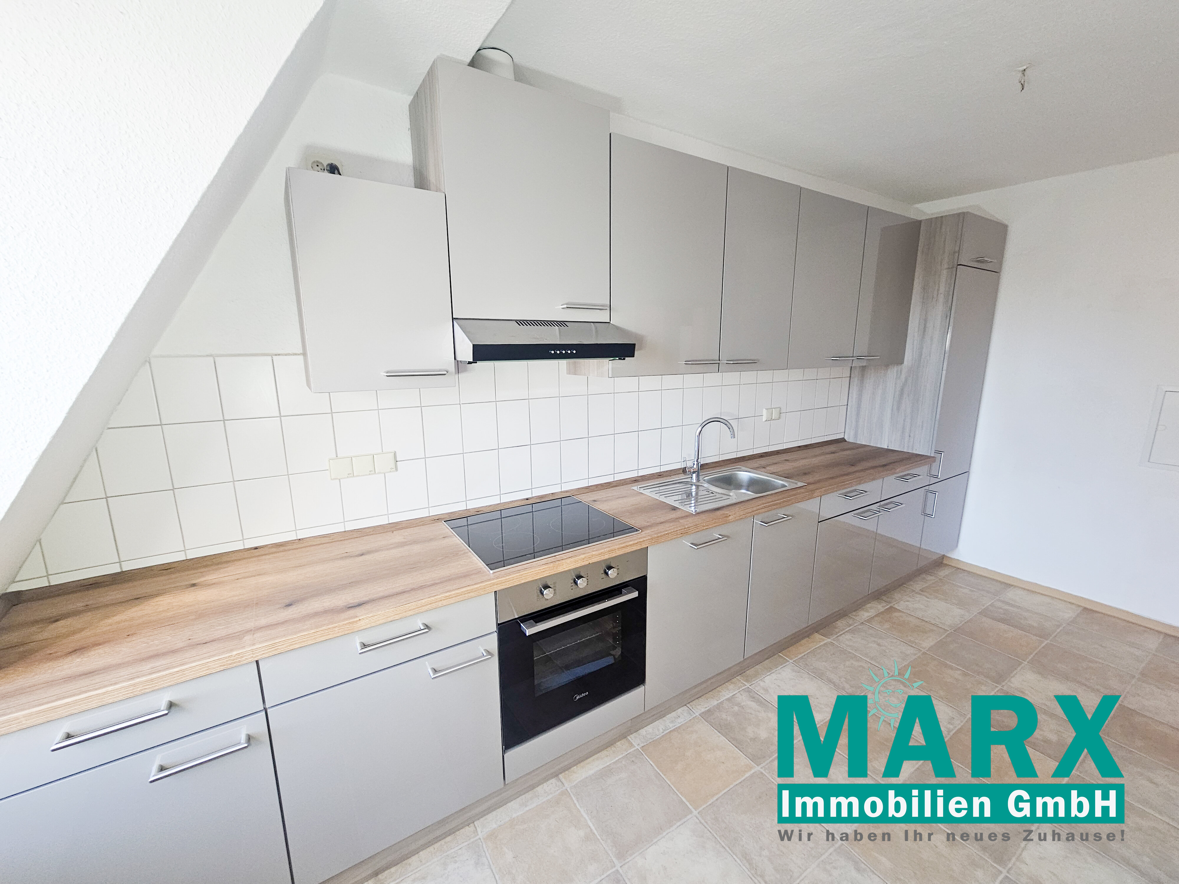 Wohnung zur Miete 450 € 4 Zimmer 92,9 m²<br/>Wohnfläche 4.<br/>Geschoss ab sofort<br/>Verfügbarkeit Leipziger Str. 23 Innenstadt Görlitz 02826