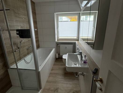 Wohnung zur Miete 780 € 3 Zimmer 87,7 m² 1. Geschoss frei ab sofort Waizendorf Stegaurach 96135