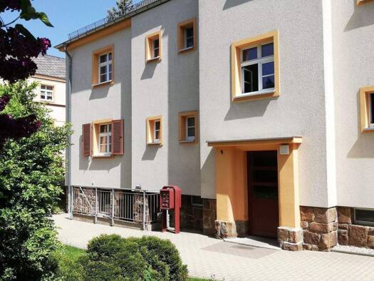 Wohnung zur Miete 363 € 3 Zimmer 68 m² 1. Geschoss frei ab sofort Ringstraße 4 Reichenbach Reichenbach 08468