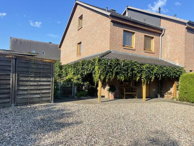 Reihenendhaus zum Kauf provisionsfrei 479.000 € 5 Zimmer 121,5 m² 427 m² Grundstück Bargfeld-Stegen 23863
