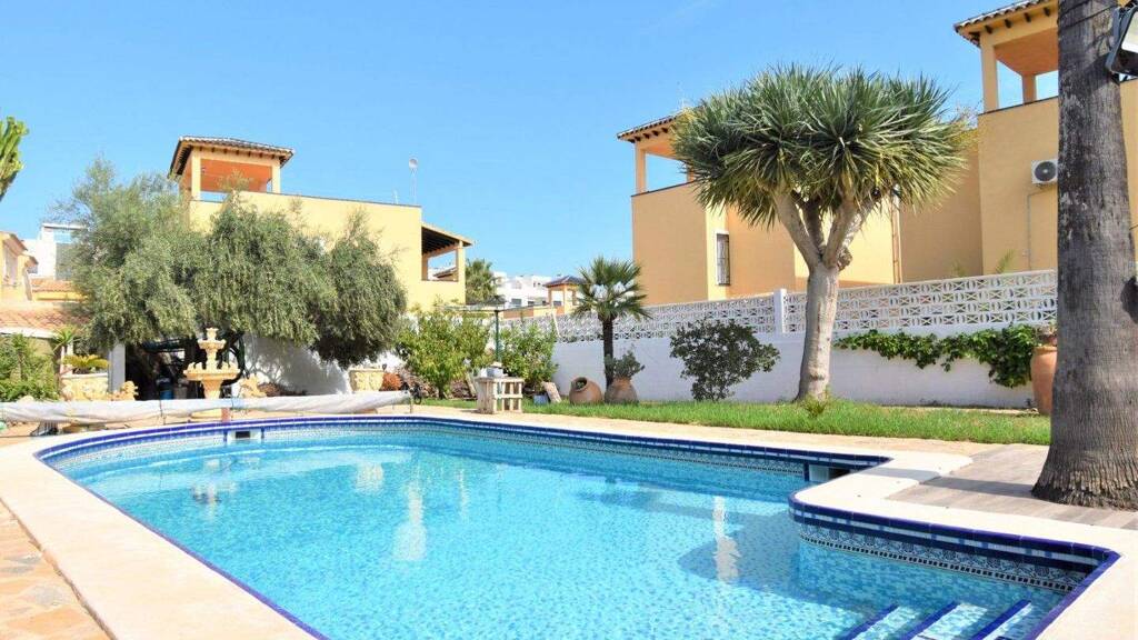 Villa zum Kauf provisionsfrei 630.000 € 5 Zimmer 325 m² 1.762 m² Grundstück Orihuela Costa 03189