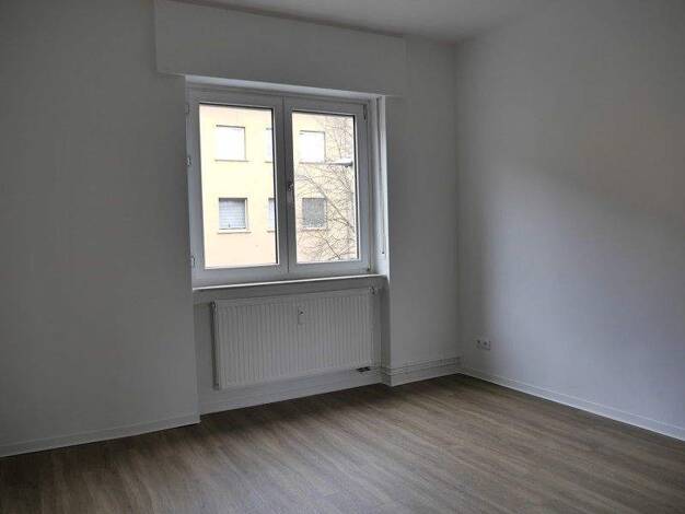 Wohnung zur Miete 683 € 3 Zimmer 59,4 m² 1. Geschoss frei ab 31.12.2025 Ronneburgstr. 8 Hanau 63450