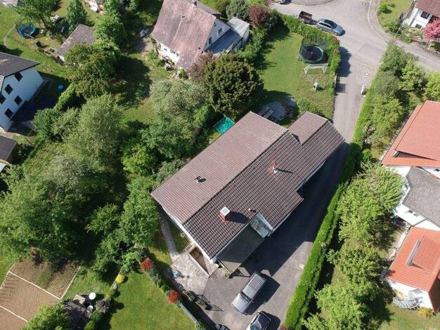 Wohnung zur Miete 1.500 € 5 Zimmer 125 m² 1. Geschoss frei ab 01.02.2026 Ailingen Freidrichshafen 88048