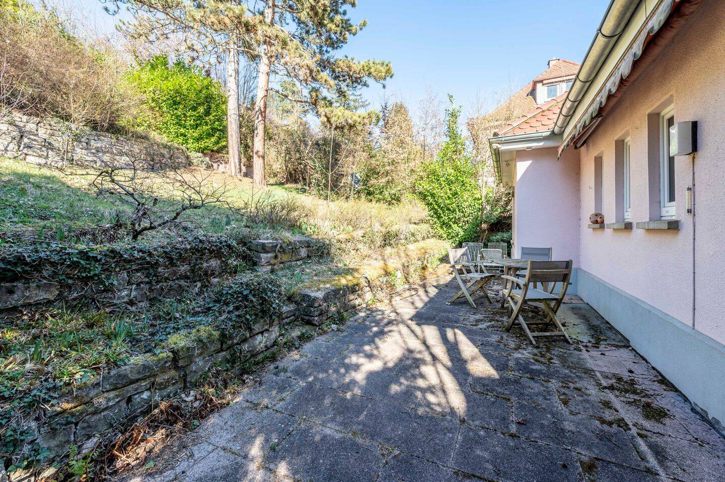 Einfamilienhaus zum Kauf – další