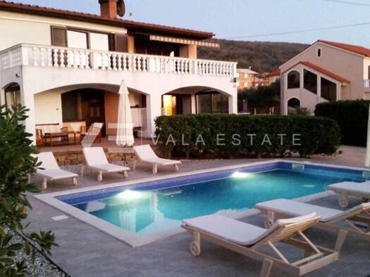 Haus zum Kauf 850.000 € 8 Zimmer 235 m² Punat