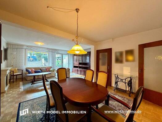 Haus zum Kauf 230.000 € 5 Zimmer 121 m² 187 m² Grundstück Deutschhof Schweinfurt 97422