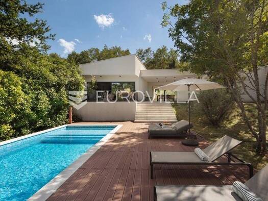 Einfamilienhaus zum Kauf - Erstbezug 1.500.000 € 3 Zimmer 345 m² Kršan Kršan 52232