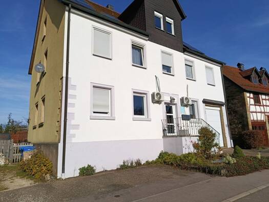 Mehrfamilienhaus zum Kauf 449.000 € 9 Zimmer 270 m² 403 m² Grundstück Göggingen Göggingen 73571