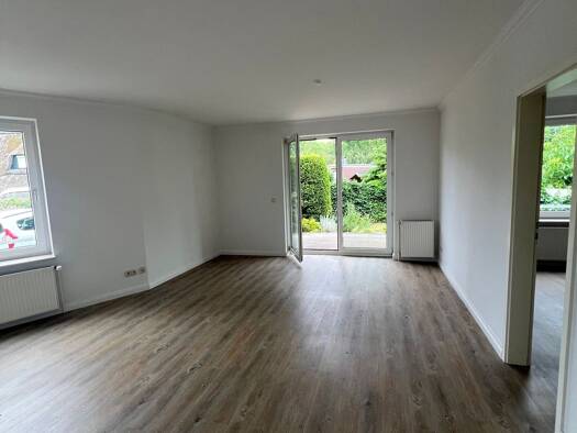 Wohnung zur Miete 1.190 € 3,5 Zimmer 80 m² frei ab 01.08.2026 Elmshorn 25337