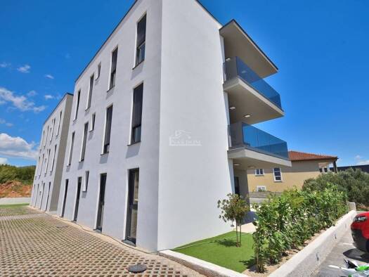 Wohnung zum Kauf 315.000 € 2 Zimmer 83 m² 2. Geschoss Tribunj