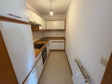 Wohnung zur Miete 280 € 2 Zimmer 50 m² 3. Geschoss frei ab sofort Greiz Greiz 07973