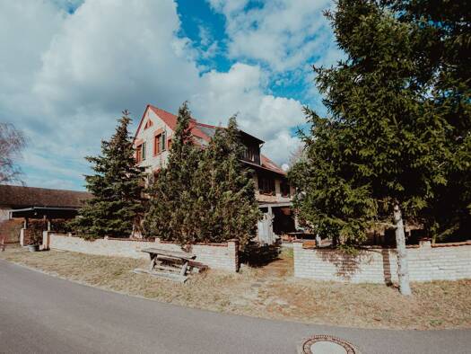 Mehrfamilienhaus zum Kauf 489.000 € 10 Zimmer 289 m² 687 m² Grundstück frei ab sofort Markgrafpieske Spreenhagen 15528