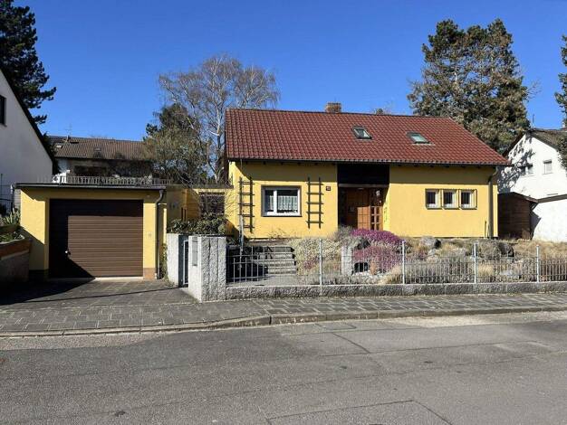 Einfamilienhaus zum Kauf provisionsfrei 496.000 € 5 Zimmer 121 m² 824 m² Grundstück Sandleithe 12 Vach Fürth 90768
