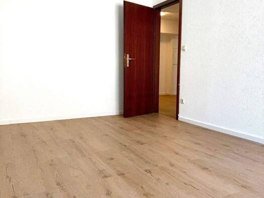 Wohnung zur Miete 787 € 3 Zimmer 83 m² 2. Geschoss frei ab sofort Schweiggerstraße 2 Glockenhof Nürnberg 90478