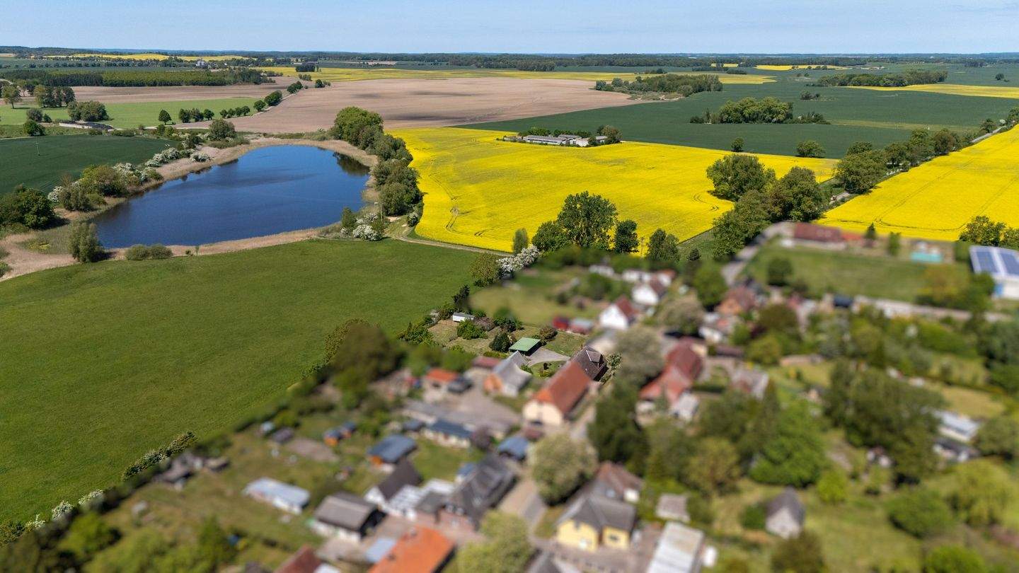 Immobilie in Penzlin - Gut geschnittene Doppelhaushälfte - teilweise Seeblick - Bild 0