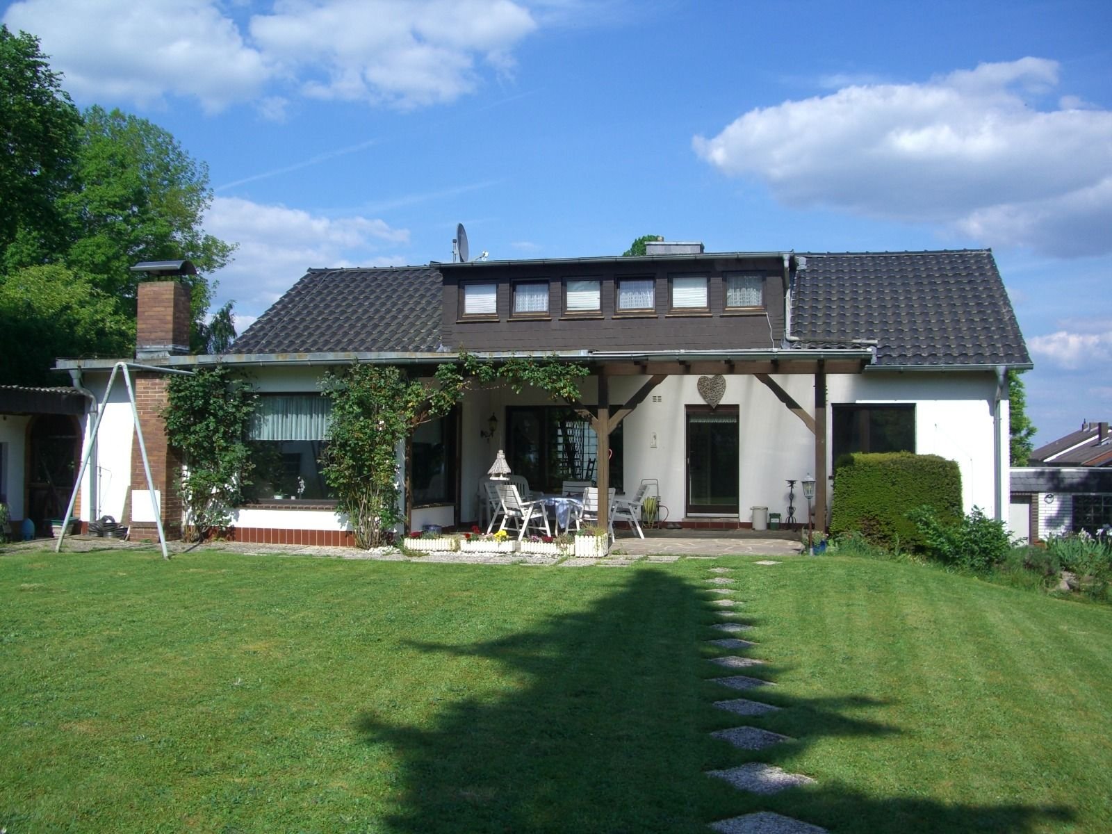 Einfamilienhaus zum Kauf 510.000 € 7 Zimmer 180 m²<br/>Wohnfläche 1.400 m²<br/>Grundstück Schröck Marburg 35043