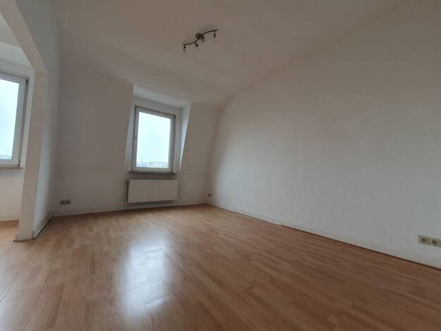 WG-Zimmer zur Miete 2.700 € 141 m² 3 Geschosse frei ab 01.11.2026 Steele Essen 45276