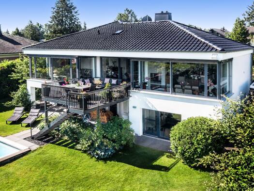 Einfamilienhaus zum Kauf 2.690.000 € 7 Zimmer 299,2 m² 1.155 m² Grundstück Dornholzhausen Bad Homburg 61350