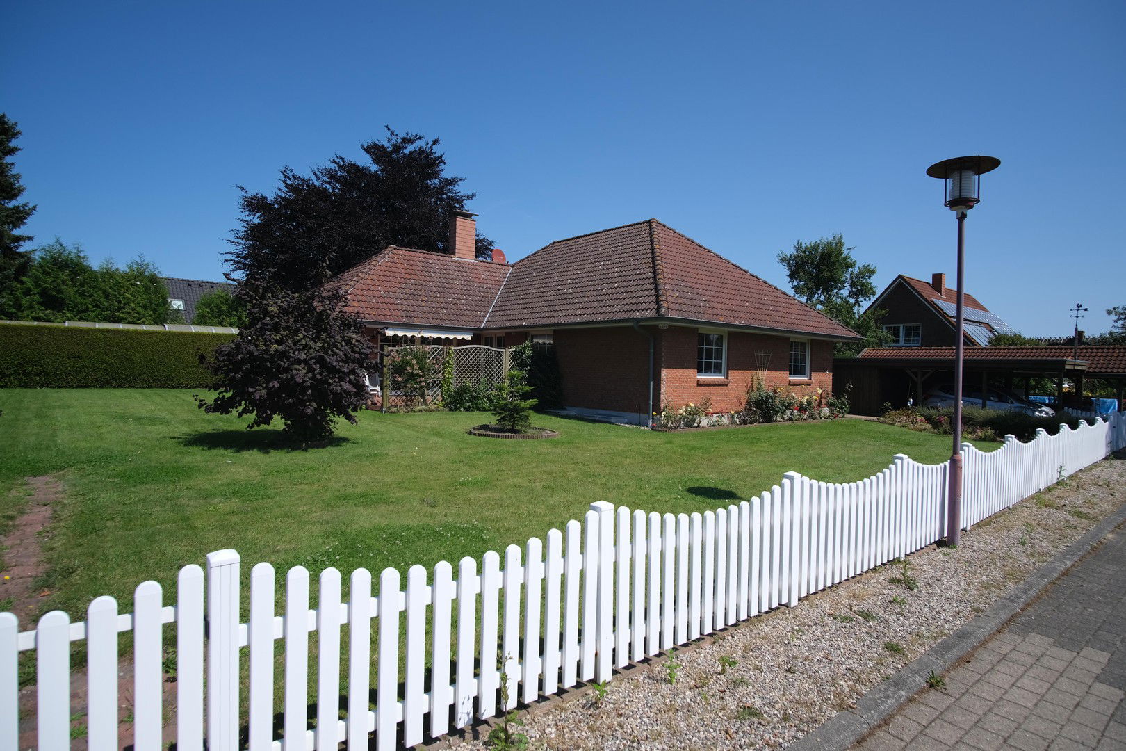 Bungalow zum Kauf provisionsfrei 432.000 € 4 Zimmer 127 m²<br/>Wohnfläche 848 m²<br/>Grundstück Gelting 24395