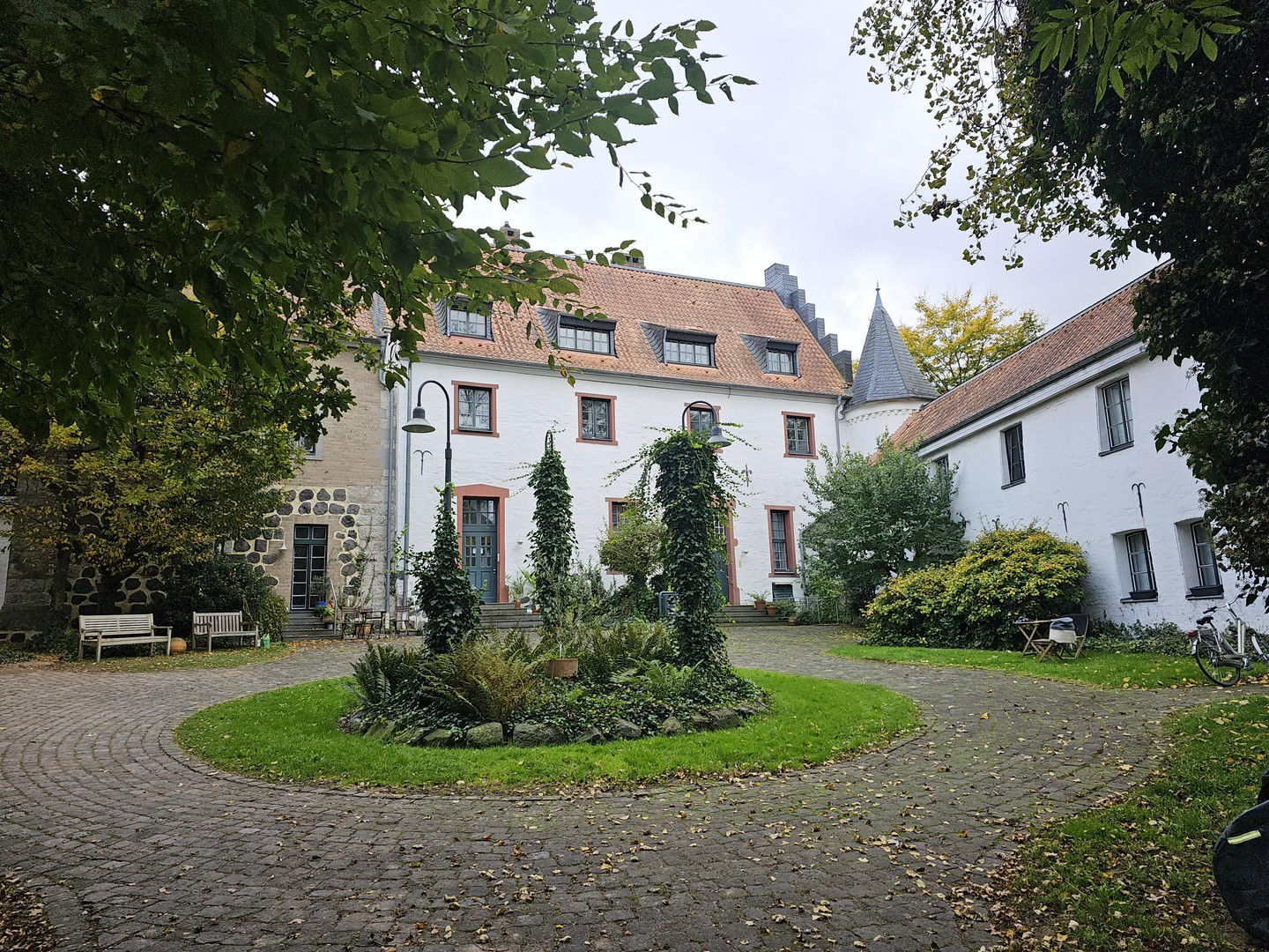 Maisonette zum Kauf provisionsfrei 320.000 € 3 Zimmer 86 m²<br/>Wohnfläche 01.02.2025<br/>Verfügbarkeit Elfrath Krefeld 47802