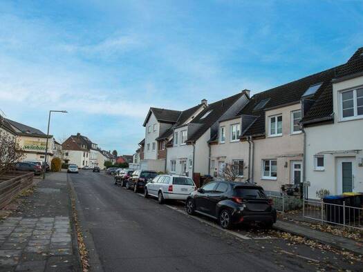 Reihenmittelhaus zum Kauf 399.000 € 5 Zimmer 117 m² 176 m² Grundstück Rath/Heumar Köln 51107