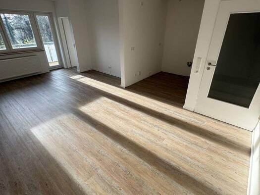 Wohnung zur Miete 450 € 2 Zimmer 57 m² 3. Geschoss frei ab sofort Höxterstraße 30 Steinheim 32839