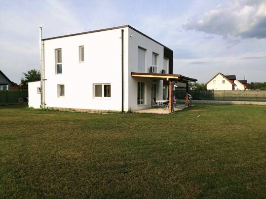 Einfamilienhaus zum Kauf 699.000 € 4 Zimmer 140 m² 1.474 m² Grundstück Sommerein 2434