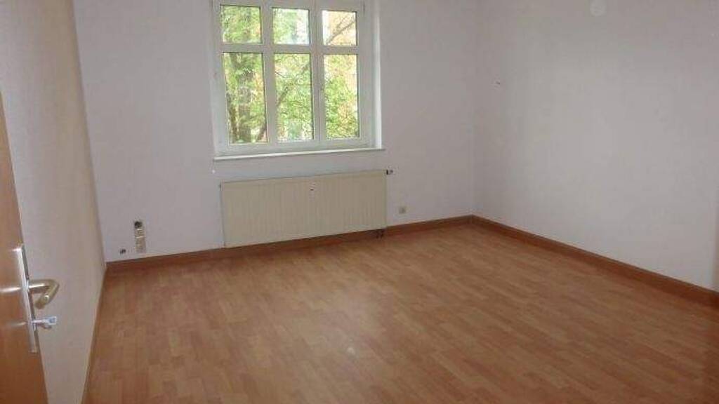 Wohnung zur Miete 450 € 3 Zimmer 70 m² 2. Geschoss Zeitz 06712
