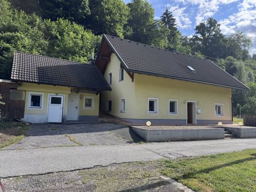 Mehrfamilienhaus zum Kauf 229.000 € 5 Zimmer 140 m² 1.841 m² Grundstück Hohenthurn 9602
