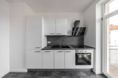 Wohnung zur Miete 999 € 3 Zimmer 68 m² Dachgeschoss, 4. Geschoss Lößniger Straße 19 Südvorstadt Leipzig 04275