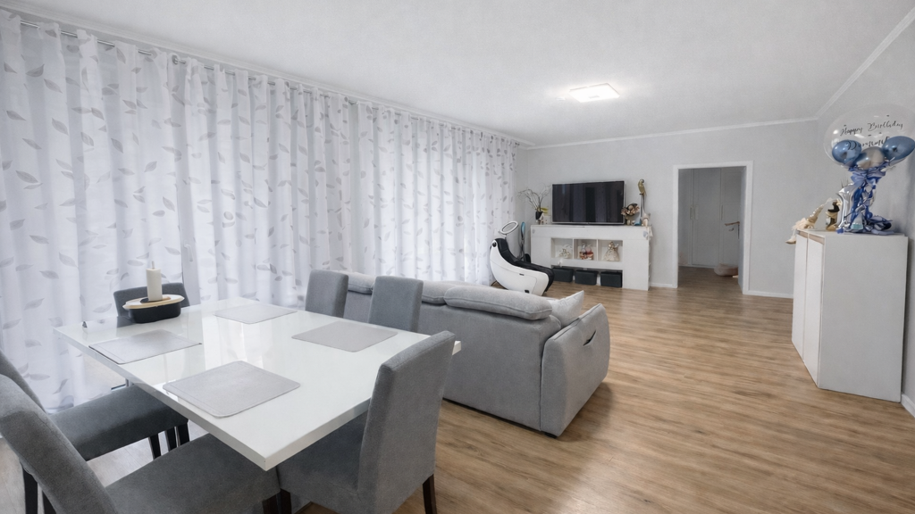 Wohnung zur Miete 1.430 € 4,5 Zimmer 115 m² 1. Geschoss Neuenbürg 75305