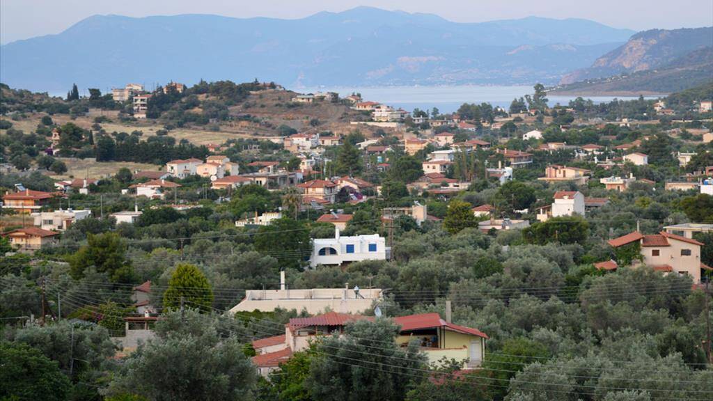 Einfamilienhaus zum Kauf 1.060.000 € 10 Zimmer 300 m² Loutraki