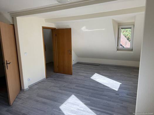 Studio zur Miete 350 € 1 Zimmer 33,2 m² frei ab 01.08.2026 Geislingen 73312