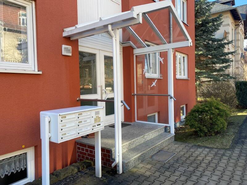 Immobilie in Radebeul - Radebeul: Klein-Fein-Dein? Apartment  im Souterrain mit PKW-ASP unterhalb der Weinberge! - Bild 2