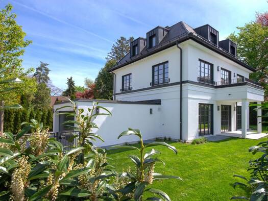 Villa zum Kauf - Erstbezug 5.300.000 € 13 Zimmer 344,8 m² 652 m² Grundstück Grünwald Grünwald 82031
