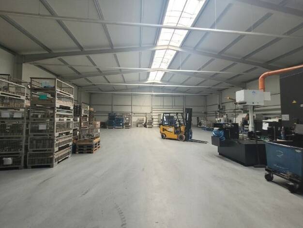Halle/Industriefläche zum Kauf 2.300.000 € 1.289,8 m² Lagerfläche Bannewitz Bannewitz 01728