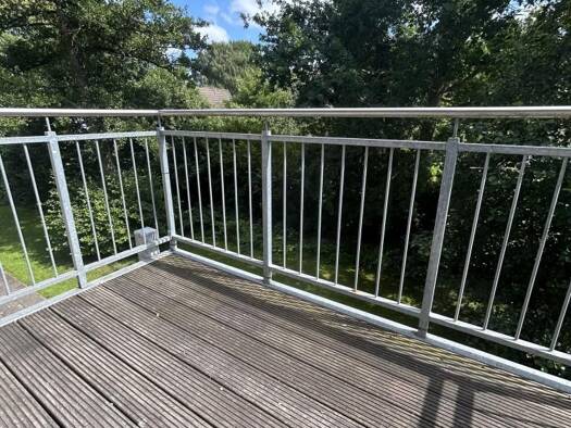 Wohnung zur Miete 383 € 2 Zimmer 51,4 m² 1. Geschoss frei ab 05.08.2026 Kniprodestraße 110 Fedderwardergroden Wilhelmshaven 26388
