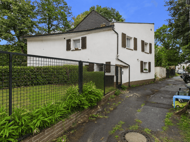 Einfamilienhaus zum Kauf 689.000 € 3,5 Zimmer 118 m² 160 m² Grundstück Rödelheim Frankfurt am Main 60489