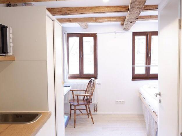 Wohnung zur Miete 1.248 € 1 Zimmer 14 m² 3. Geschoss Innenstadt Tübingen 72070