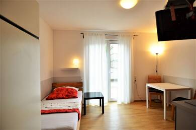 Wohnung zur Miete Wohnen auf Zeit 660 € 1 Zimmer 20 m² frei ab 01.07.2025 Göggingen - Nordwest Augsburg 86199