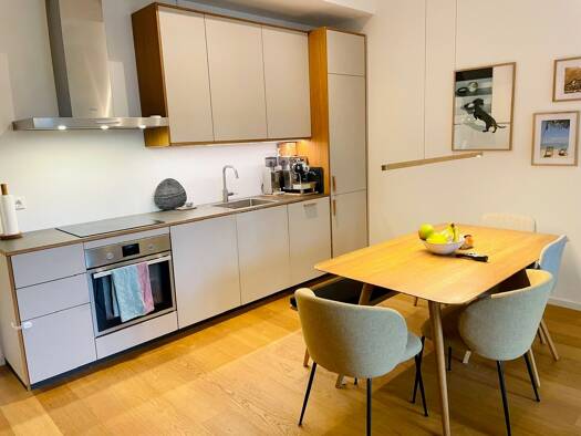 Wohnung zur Miete 1.800 € 3 Zimmer 80 m² Geschoss 1/5 frei ab 01.04.2026 Haasestraße 2 Friedrichshain Berlin 10245