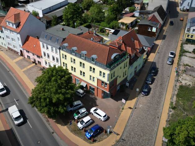 Wohn- und Geschäftshaus zum Kauf als Kapitalanlage geeignet 750.000 € 582 m² 568 m² Grundstück Güstrow 18273
